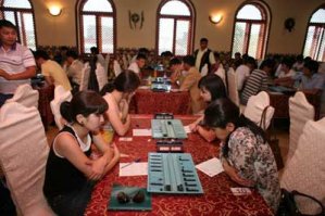 Оооооо, "тогыз кумалак", эх школа )))) раньше чемпионаты проводили ))))
да и сейчас проводятся