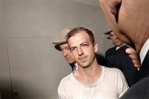 эрик ладин (сериал "Убийство") - Харви Освальд (убийца)- реинкарнация?