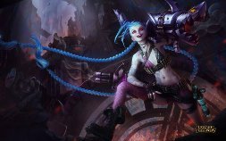 думаю что Джинкс из League of Legends была создана явно с Харли Квинн