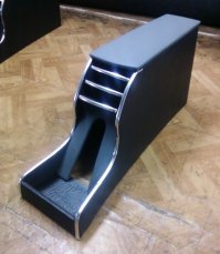 Было время, в гараже такой альбом лежит, а еще раньше появился  подлокотник с емкостью для аудиокассет.....