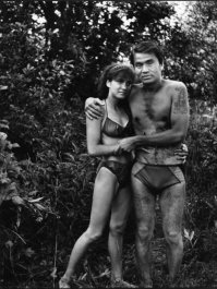 Брось его, это не Посейдон,это клюковник лесной со стояком,беги к морю