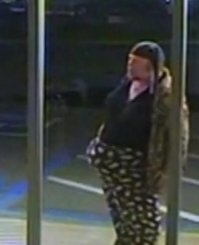 забавно у них получилось, но всё же самый смешной грабитель это вот этот дядька - поглядев с ним видео ржал наверно пол часа