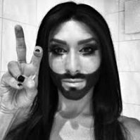 "Не сотвори себе кумира." (с) - Лучше футбол чем вот такие КУМИРЫ