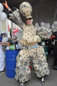 у нас за всех Андрей Бартенев отдувается