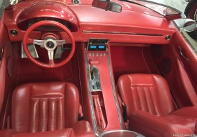 Пародия на "Бугатти" это русская "Сurara", а то что показали Вы - это индийский конструктор "ЛЕГО"