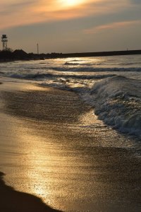 странным образом, на  сколько я люблю Природу и до безумия  море, но почти ни один кадр не  впечатлил,ну  если только  мест где  мужчина плавает в закрытом водоёме. и кадр Ошен Шорс, где  кадр из  двух снимком,но не более.видимо из-за  ракурса,т.е. аэросъёмки.
 толи дело Балтика!
п.с. все  фото сделаны  мной, в разный  промежуток времени.не  проф. просто увлечённый