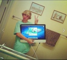 Ну здесь парень явно прикалывается.