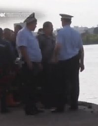 ГиБДДшник радует своим пузом