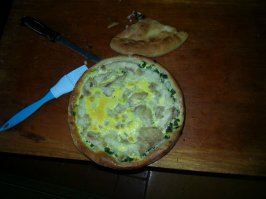 А у меня хорошие воспоминания о сомах, т. Анины пироги из сомятины, в с Фокино, Нижегородской обл. Вкусность не передать словами