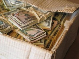 Сразу вспомнилось вот это