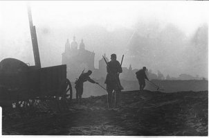 Смоленский Успенский собор.
Вечная память тем кто выиграл эту войну.