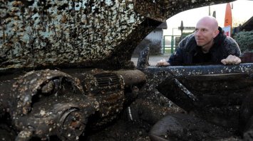 Скоро Мериндос выплывет на авто.ру со статусом "не бит, не крашен, гаражное хранение"