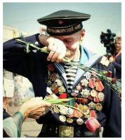 Раньше часто здесь мелькали эти фото. Некоторые действительно сильные.
Но вот этот персонаж, на сколько я помню, сюда не вписывается. Хорошо в роль вошел