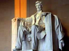 А здесь уже кто то сидит