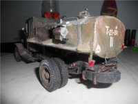 Кстати, вот эта модель ДЕЙСТВИТЕЛЬНО из бумаги сделана:





Источник: