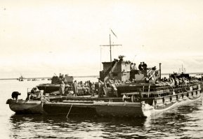А в 1942 году ленд-лиза как такового и не было. "Сущщие капейки" были, а не ленд-лиз.
А по поводу трофеев... 1942 год. Гугла в помощь, надеюсь бана там нет?