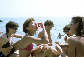 Я дико стесняюсь спросить у автора: это - яйца или огурцы? :)