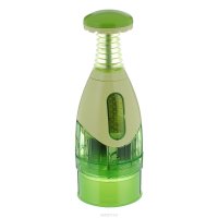 Автору: а почему бы не использовать для лука механический чоппер? нарезка луковицы на видео идет как-то опасно для пальцев. Этот гаджет именно рубит, а не давит лук.