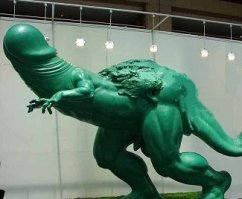 Самым страшным монстром в те времена был Penisaurum erectus (рус.членозавр). Эти страшные хищники затрахали все живое на планете,  потом перетрахали друг друга, и единственный выживший умер от голода. Ученым удалось воссоздать облик этого монстра.