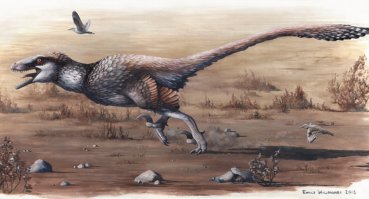 Сильно теплее было. Сейчас вообще малый ледниковый период и в целом постоянно холодает. 

Кроме того, поздние динозавры были пернатыми. Лет 10 назад это считалось экзотикой так считать - но с тех пор переосмыслили многие останки, и сейчас даже тиранозавра считают пернатым.

Понимание, что динозавры выработали перья - оно пришло вот сравнительно недавно и сейчас быстро входит в академ.науку.

То есть динозавры, скорее всего, выглядели как то так (это велоциратопс и тиранозавр)