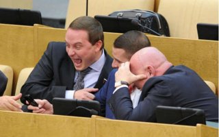 - Слыхали, с какой инициативой крестьяне выступили?