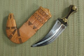 Непальский нож кукри,кавказский кинжал,йеменский нож.Финка жигана.