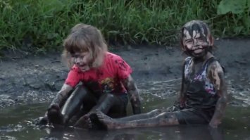 Деревянная терраса для бассейна своими руками