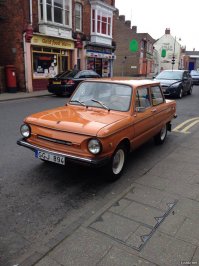 удивило: ЗАЗ в г. Бостон (Англия) с литовскими номерами !!!