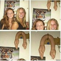 девки в озере купались куй резиновый нашли..целый день они ипались даже в  школу не пошли