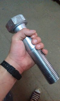 таки то вот БОЛТ, а это скорее анкера