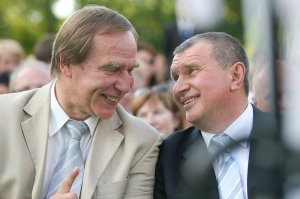 Странные пары: вы удивитесь,узнав, с кем дружат эти знаменитости!