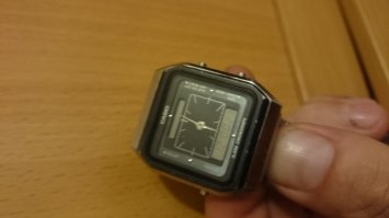 Вот наши,Чистопольские,второй год ходят.мне нравятся. А касио 1983 года, тоже исправны,только батарейку поставить новую.