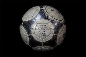 Ещё несколько мячей Евро разных годов