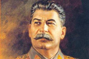 Вот этого усача я знаю. По-моему он знаменит, так как  некоторые до сих пор от него кипятком писаются.