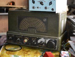 вот на этом аппарате через наушники!!! глушилки отсекал через фильтр слышно было отлично