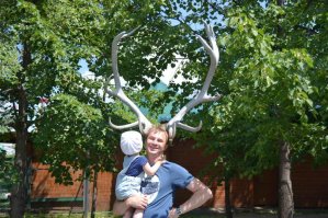 Добавлю удачное фото с собственного фотоальбома.)))