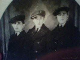 это какие-то топ 5 школьников... где Багси Сигел, Лаки Лучано и Меир Лански? именно их банда во время гангстерских конфликтов убила босса боссов Сальваторе Маранзано. именно они создали Корпорацию убийств. именно с их легкой руки Лас Вегас такой, который мы видим сейчас, а не городишко посреди пустыни, коим он был раньше. даже ваш влиятельный Аль Капоне приходил к их банде "на поклон", чтоб его телеграфная компания получила монополию - что и было сделано.