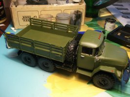 Нет. Авиация у меня в 72-ом масштабе. В 35-ом я собираю современную БТТ и автомобили.