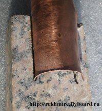 Видел я эти видео с трубкой, да, прорезали они 5 см камня, НО, трубка бьет, потому отверстие не может быть идеально ровным, это раз, второе она развальцовывается и начинает делать конус в глубь, то есть уже через 10 - 15 см нужна трубка другого диаметра, и так постоянно, что мы будем иметь на выходе скажем через метр проходки? Ну пораскинь мозгами то! Какие нах трубки? А там идеальные отверстия на любые расстояния! Просто до нас была развитая цивилизация, а возможно и не одна, не вижу причины, почему бы им не быть, почему мы решили, что мы избранные?