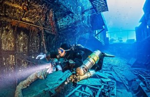 Хороший трим, стейджи развешены правильно... Действительно супер....