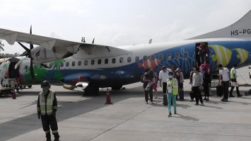 А вот на таком борту довелось мне летать с Бангкока до о. Самуи