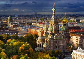 Санкт-Петербург тоже меняется. Центр - и так хорош. И новые дома неплохо смотрятся :)