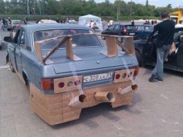 Кинул Батьку на золотом унитазе