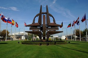 История пошла по спирали... какбы наши дети потом не публиковали аналогичные только цветные фото из 21 века. И к этому есть повод.