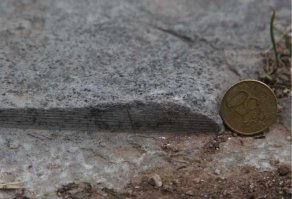 Потому что у меня есть глаза в отличии от тебя.. Это что по твоему, если не пропилы?