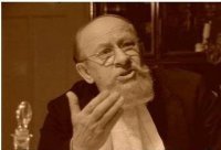 Ошибок, как всегда в переводной статье, когда копипастер не знает, о чём пишет...
Европа
"люди не только смогут выжить на Европе", но и сдохнуть. От радиации всего за 1 минуту - смертельная доза на поверхности.
Титан
"солнечного света на Титан попадает всего от 1/300 до 1/1000 от земного уровня"
Сатурн движется по орбите на расстоянии 9.05-10.1 а.е. от Солнца, т.е. освещённость там в 82-102 раза ниже, чем на Земле. Облака по плотности - такие же, как и на Земле.
"На Титане нет воды", кроме водяного льда, из которого он состоит чуть менее, чем целиком.
Миранда
Нет слов, одни буквы... Зачем лезть в смертельный радиационный пояс, если есть Оберон, который находится вообще на самом краю магнитосферы Урана?
Кроме того, Миранду, вероятнее всего, до сих пор колбасят лунотрясения.
Энцелад
"органического углерода" - это шедевр! ))
"обнаружение более сложных элементов" - продолжение шедевра. Более сложных молекул, наверное? А, товарищ копипастер?
"тепловая активность, эквивалентная работе примерно 20 угольных электростанций" - ну ооочень точное определение. С разбросом раз так в 5-700.
Харон
"эта луна весьма эффективно избегает столкновения с астероидами, так как на ней очень мало ударных кратеров" написано сразу после фразы "поверхность Харона гораздо моложе, чем предполагалось"
Чуть-чуть подумать не получилось? Пичалька... Геологическая активность стёрла кратеры от ранних множественных столкновений!!
Мимас
"под ледяной шапкой этого спутника", которую сперва найти нужно, ага... Он весь ледяной!! Нет у него "шапки"!
"сильный гравитационный пул колец Сатурна"?? Это как на русский-то перевести??? Сильный хто??! о_О
Тритон
"поверхность ... Тритона, состоит из камней и азотного льда". Да нет там камней! Их за орбитой Юпитера вообще нет ни на одном спутнике!!
"-235 градусов Цельсия, что делает эту луну самым холодным космическим объектом в известной Вселенной"
Да ладно!! В целой Вселенной?! А ничего, что есть ещё более далёкий и холодный Пояс Койпера даже в нашей Солнечной системе?
Ганимед
"поверхность Ганимеда принято считать относительно тонкой и легкой для бурения", подумаешь, 150-200 км льда пробурить при радиации, убивающей человека за 10 минут и температуре -121°С по самой жаре.
Каллисто
"спутник рассматривается как подходящий кандидат для будущей колонизации". Ну наконец-то!! Добрались до единственного крупного спутника Юпитера, расположенного вне радиационных поясов гиганта!
"Атмосфера спутника представляет собой смесь углекислого газа". Ага. Всё ясно. С чем смесь-то?
Луна
"нынешние технологии ... существенно удешевят как стоимость самих запусков". Круто астробиолог разбирается в стоимости производства ракетной техники!! Вот как начнём летать на многоразовых ядерных ракетах - так и будет "существенно дешевле". А пока что за почти 60 лет космической эры стоимость полётов на одноразовых ракетах нихрена не изменилась!!
"Маккей уверен, что ... на Луне появится первая лунная база, которая станет отправной точкой для дальнейших миссий к Красной планете."
Баран и есть баран... Луна это не "космодром подскока"! Там нечего брать для миссий на Марс! Гораздо логичнее марсианский корабль собирать на околоземной орбите и не тратить топливо на его разгон или подъем каких-либо его компонентов - с Луны!!
Вот просто напрашивается знаменитая картинка с Филипп Филиппычем в адрес таких "грамотеев", как этот... астробиолог...