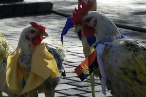 На украине их сейчас в каждом городе навалом.