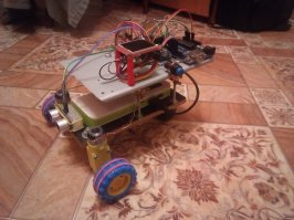 Лет 10 назад смотрел один выпуск - было интересно... сейчас уже не так, да и робота собрал себе уже) 
Вот мой робик: