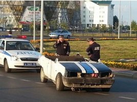 "Да, да! Технический осмотр в наличие и страховка есть!!!"