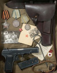 Ностальгические советские натюрморты Александра Сенникова